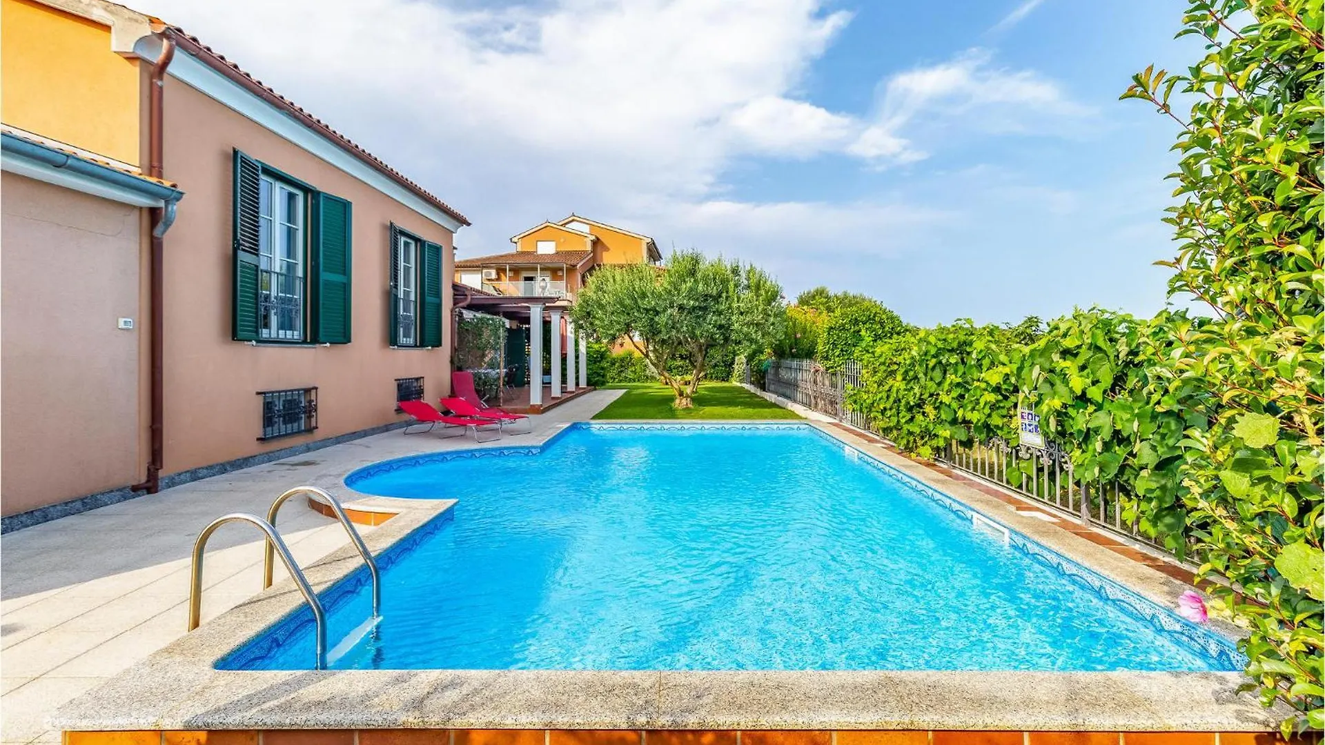 بيت للعطل Awesome Home In Pula With Outdoor Swimming Pool كرواتيا