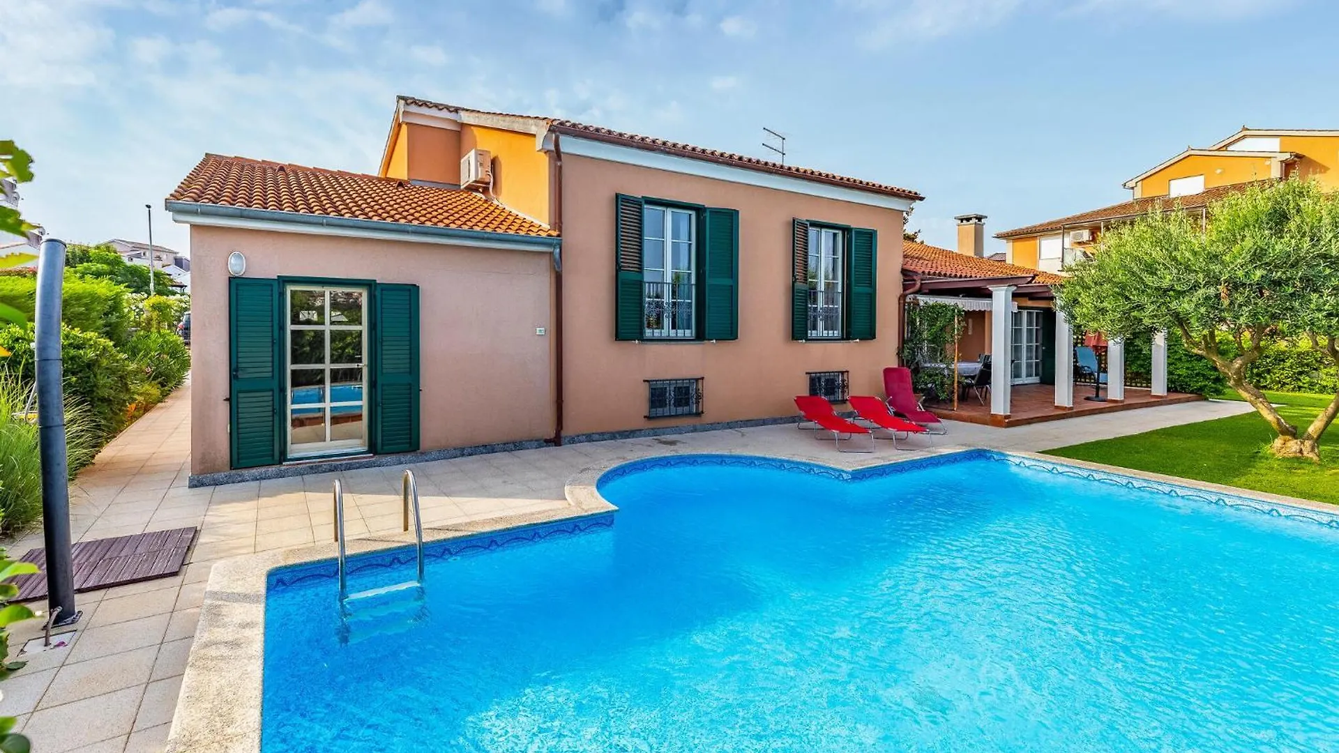 Awesome Home In Pula With Outdoor Swimming Pool كرواتيا
